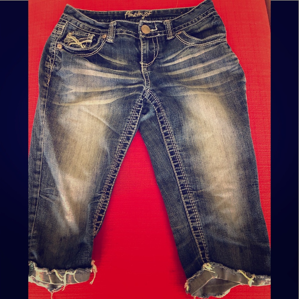 Amethyst cropped jeans size 3
